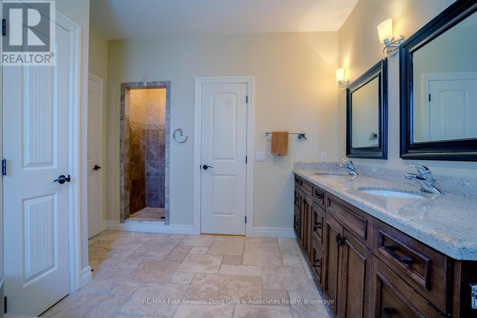 135 Algonquin Drive, Meaford, Ontario  N4L 0A7 - Photo 26 - X12898612