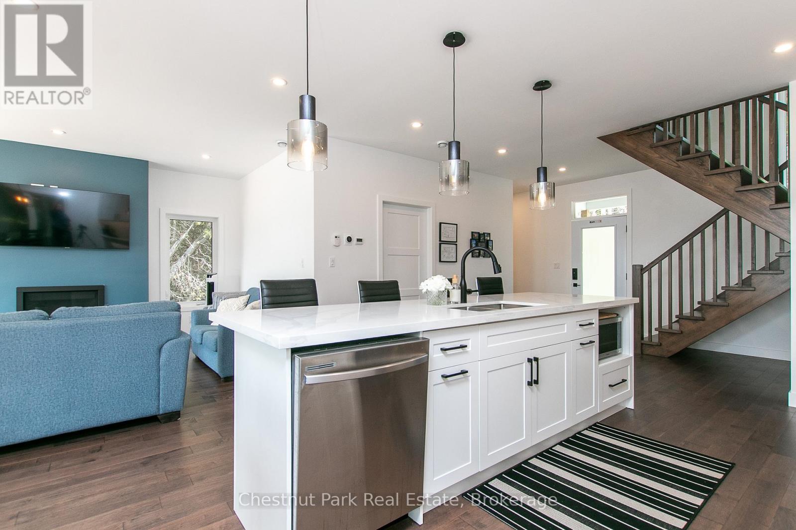 277 Eagle Road, Northern Bruce Peninsula, Ontario  N0H 2R0 - Photo 26 - X12898630