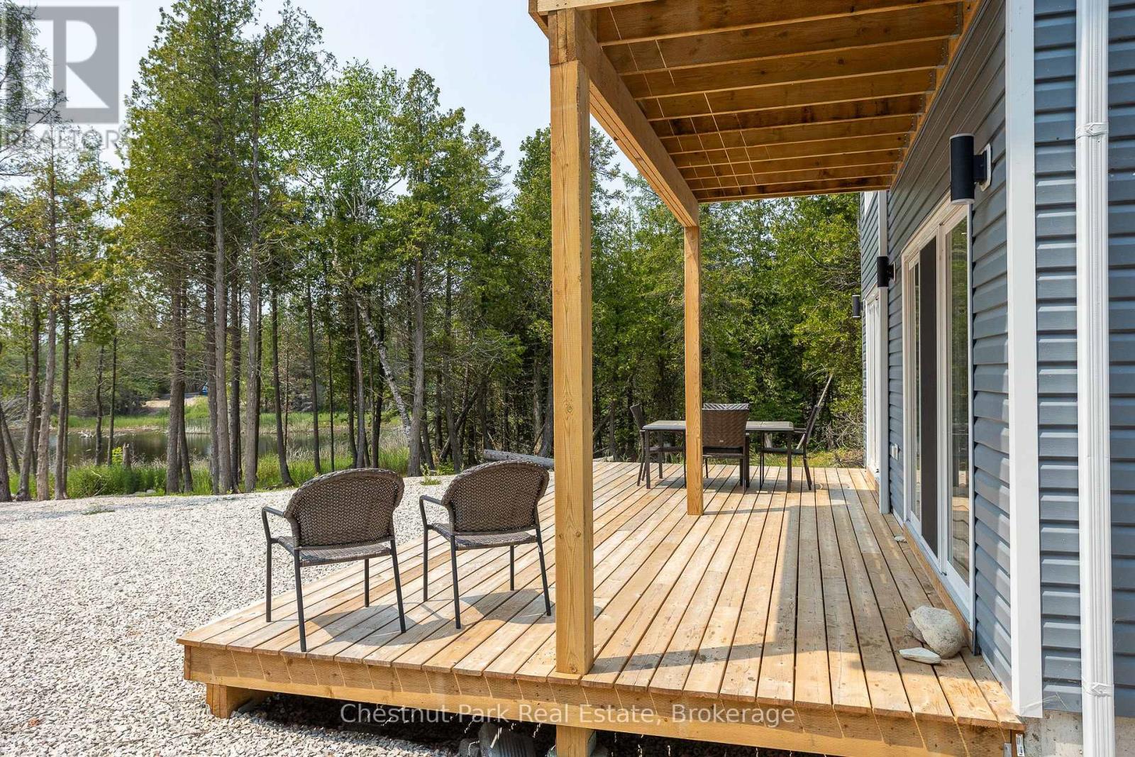 277 Eagle Road, Northern Bruce Peninsula, Ontario  N0H 2R0 - Photo 6 - X12898630