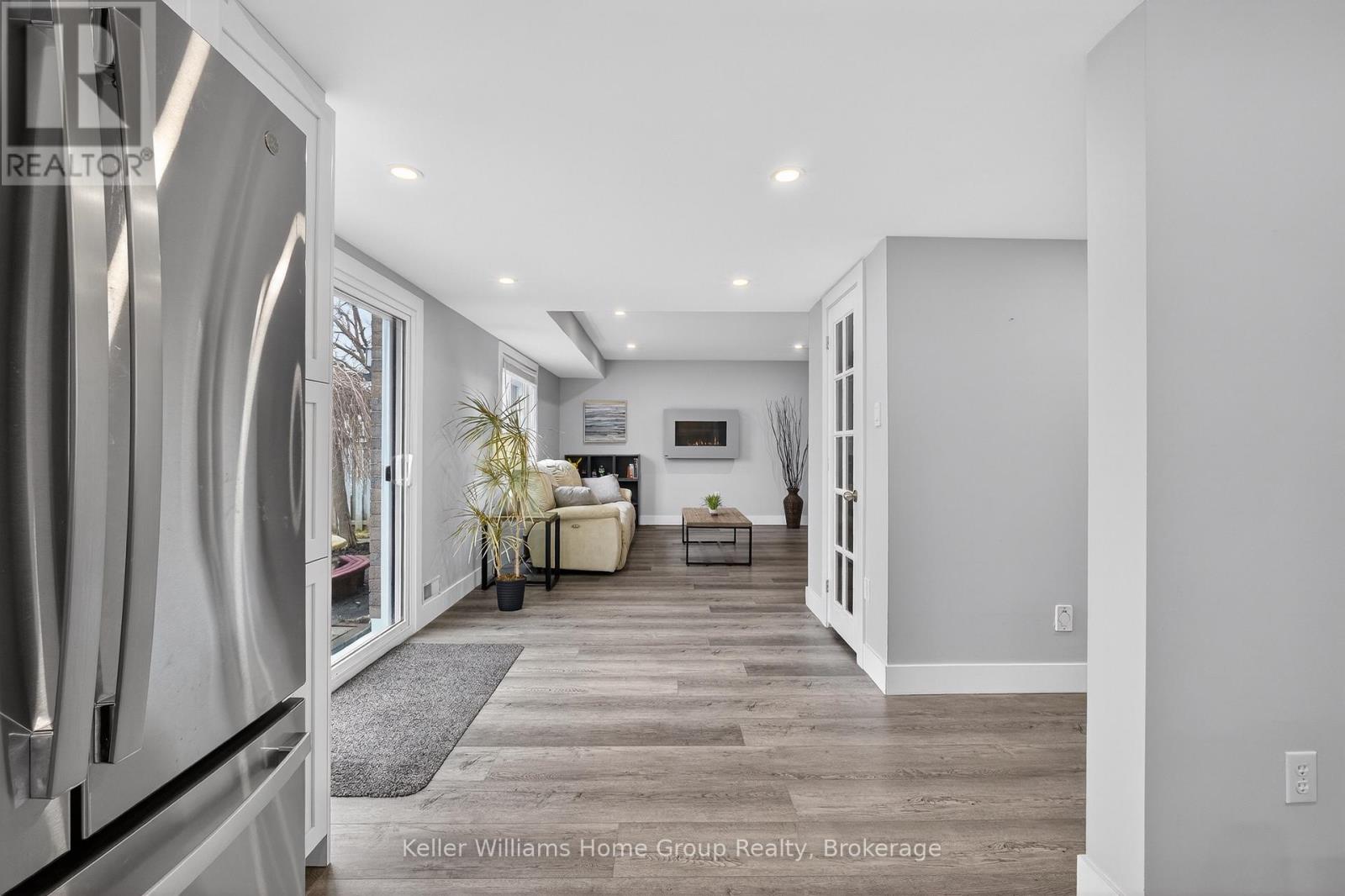 42 Freshmeadow Way, Guelph (Willow West/sugarbush/west Acres), Ontario  N1K 1R9 - Photo 12 - X12898648