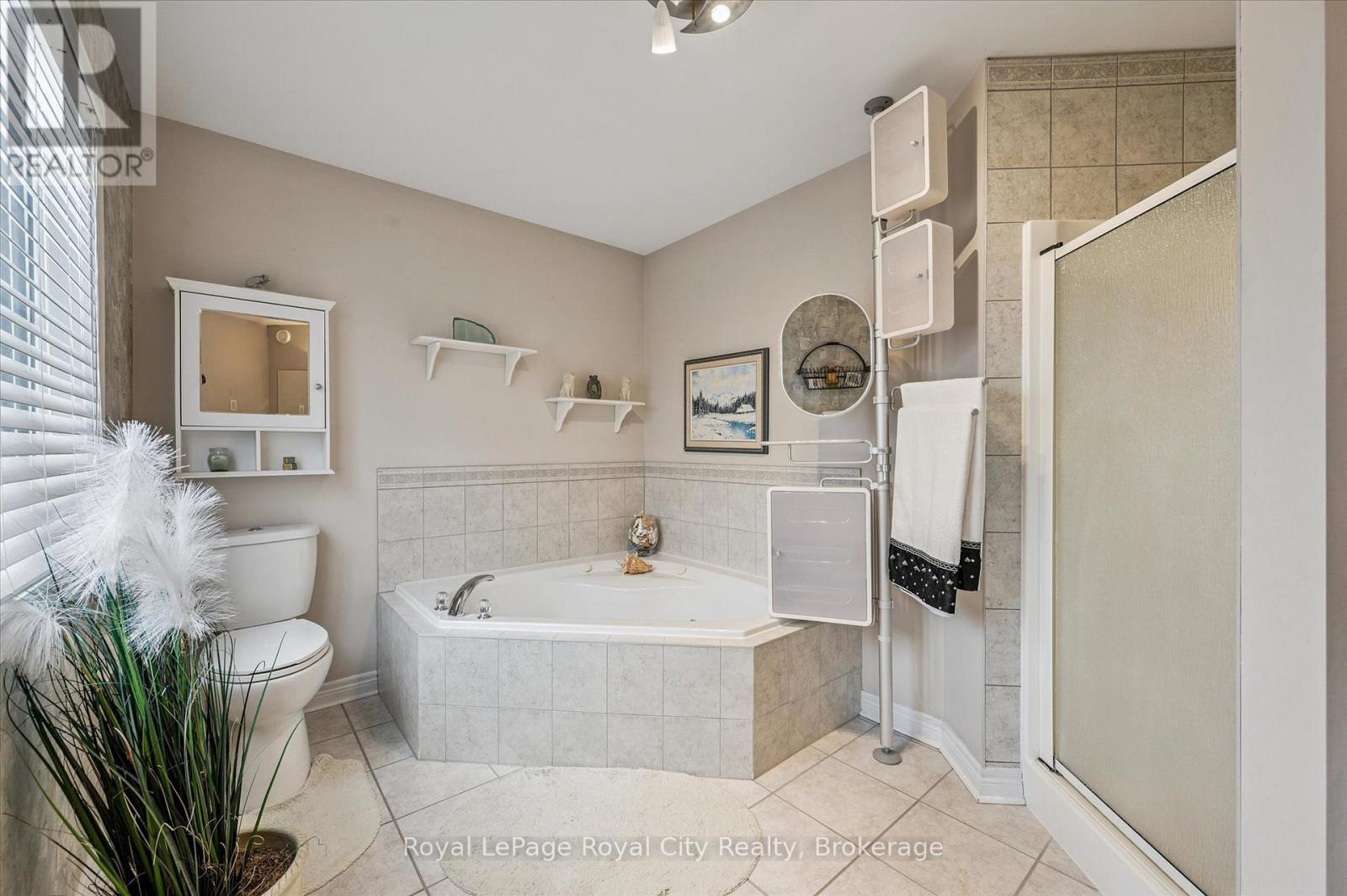 87 Law Drive, Guelph (Grange Road), Ontario  N1E 7J7 - Photo 22 - X12898684