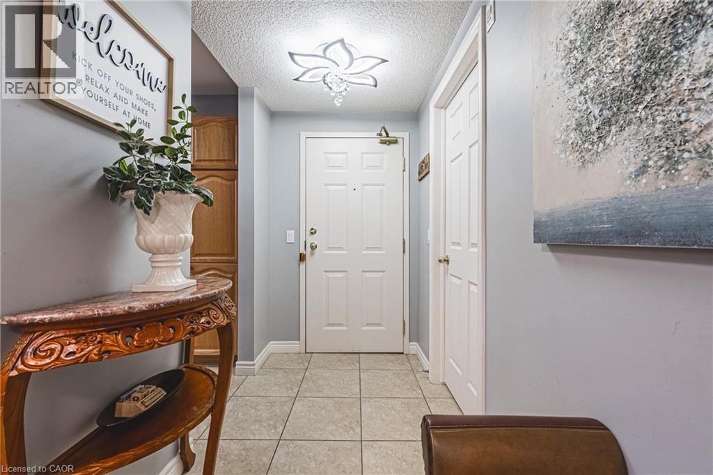 990 Golf Links Road Unit# 308, Ancaster, Ontario  L9K 1J8 - Photo 6 - 40813363