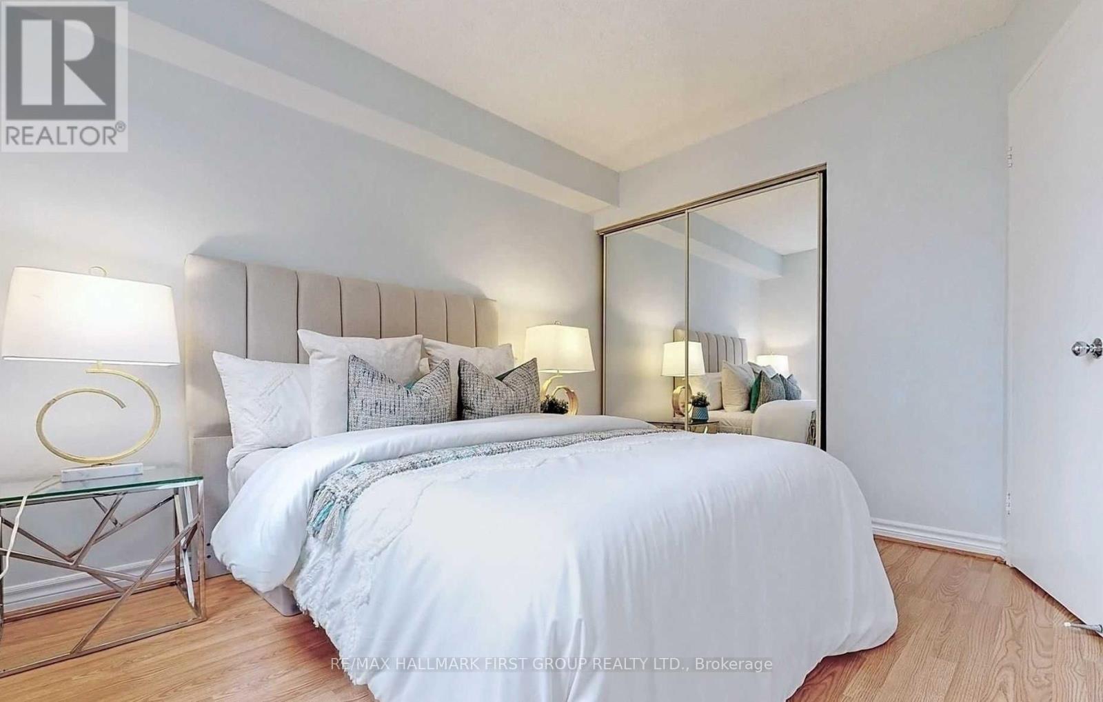 1714 - 1055 Bay Street, Toronto, Ontario  M5S 3A3 - Photo 19 - C12898608