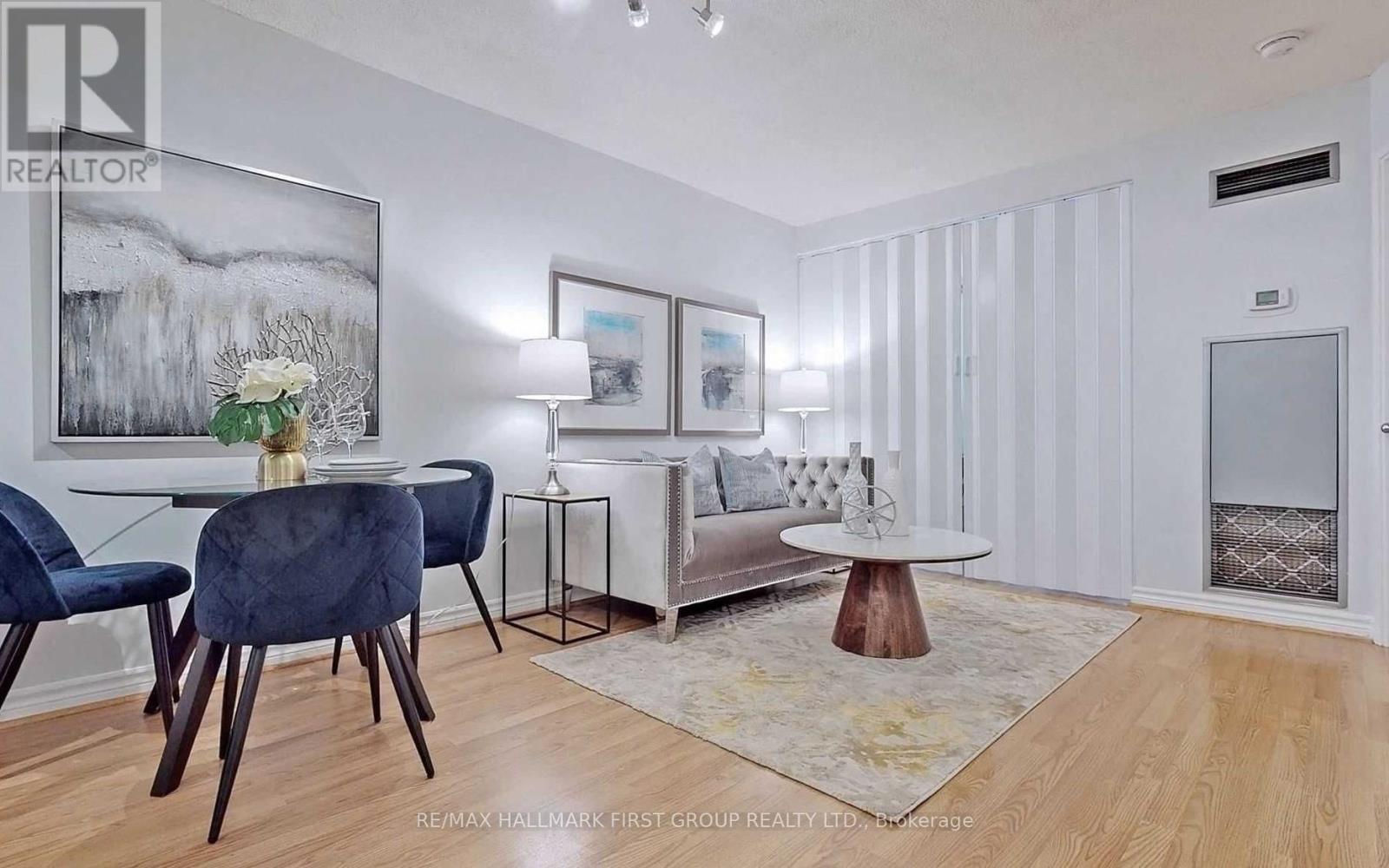 1714 - 1055 Bay Street, Toronto, Ontario  M5S 3A3 - Photo 5 - C12898608