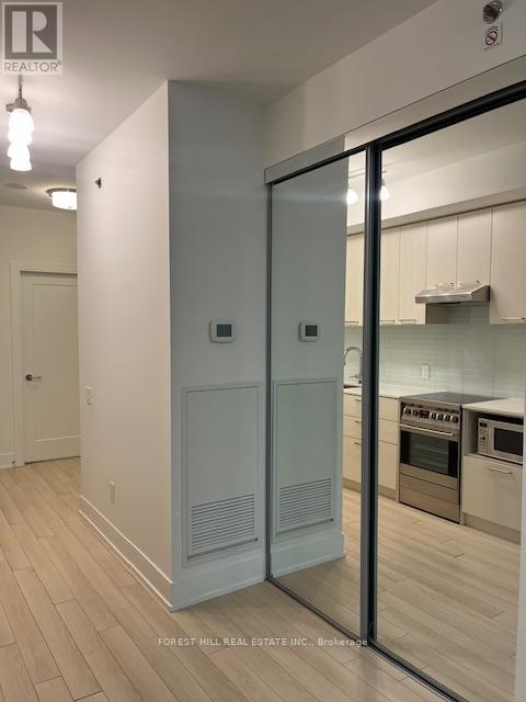 203 - 310 Tweedsmuir Avenue, Toronto, Ontario  M5P 2Y2 - Photo 10 - C12898614