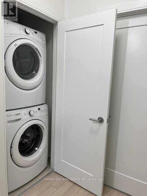 203 - 310 Tweedsmuir Avenue, Toronto, Ontario  M5P 2Y2 - Photo 6 - C12898614