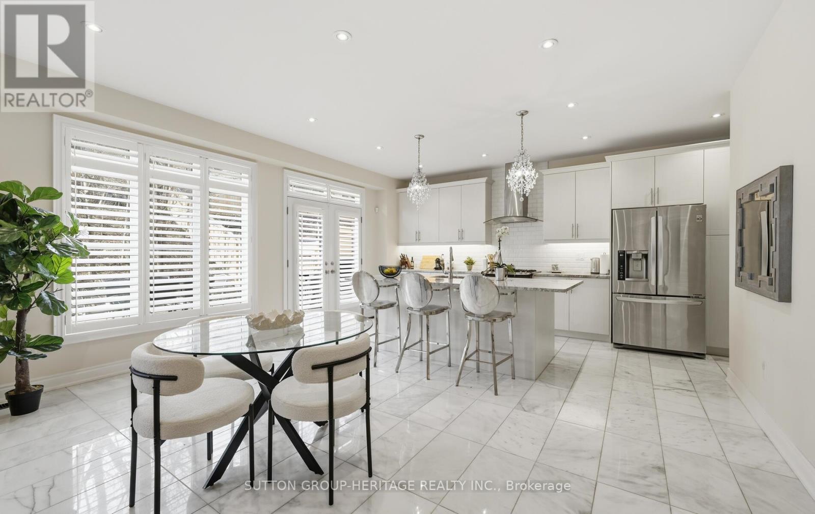 522 Cliffview Road, Pickering, Ontario  L1W 2N8 - Photo 11 - E12898632