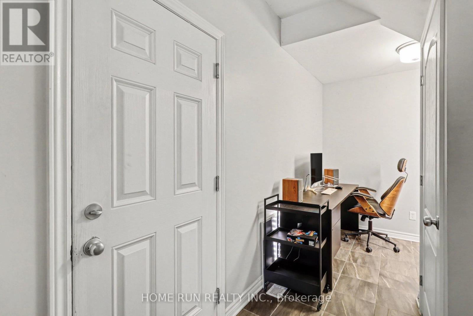 527 Chaperal Private, Ottawa, Ontario  K4A 0Y2 - Photo 2 - X12898558