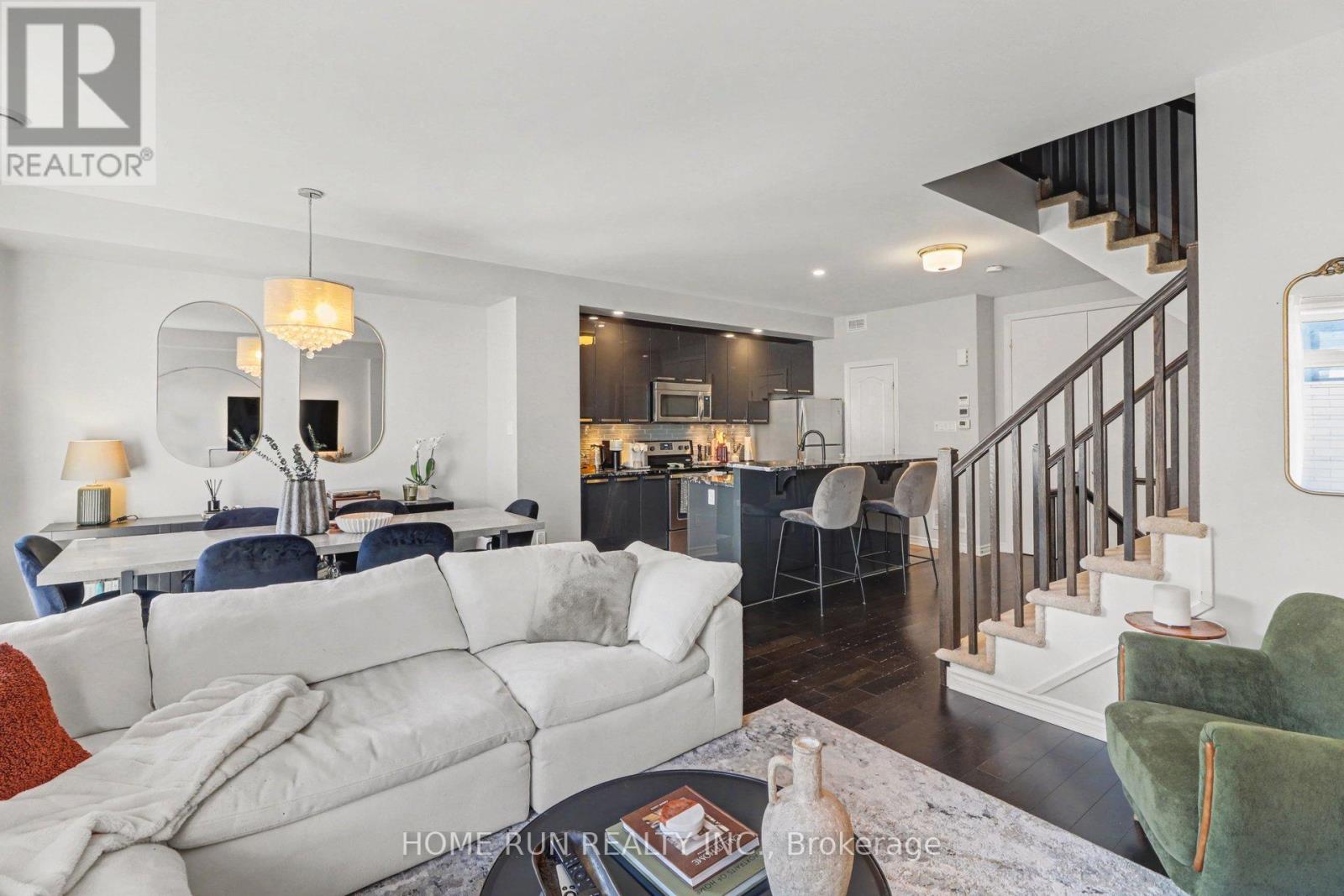 527 Chaperal Private, Ottawa, Ontario  K4A 0Y2 - Photo 5 - X12898558