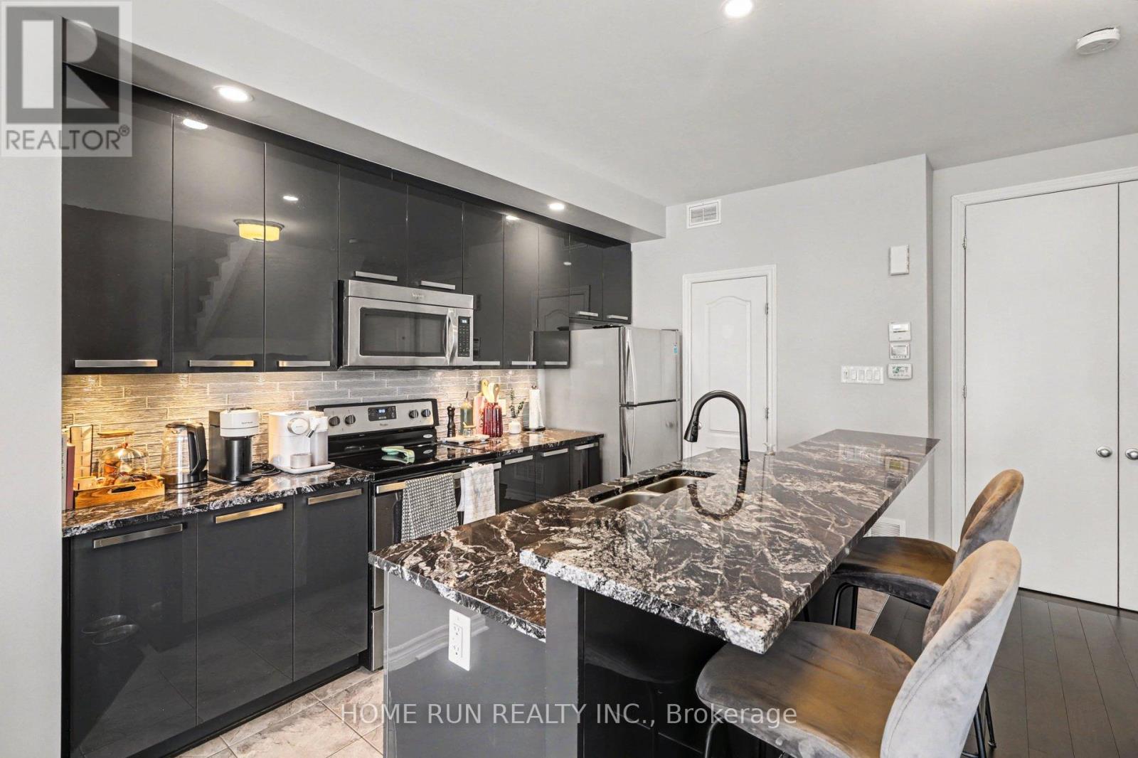 527 Chaperal Private, Ottawa, Ontario  K4A 0Y2 - Photo 7 - X12898558