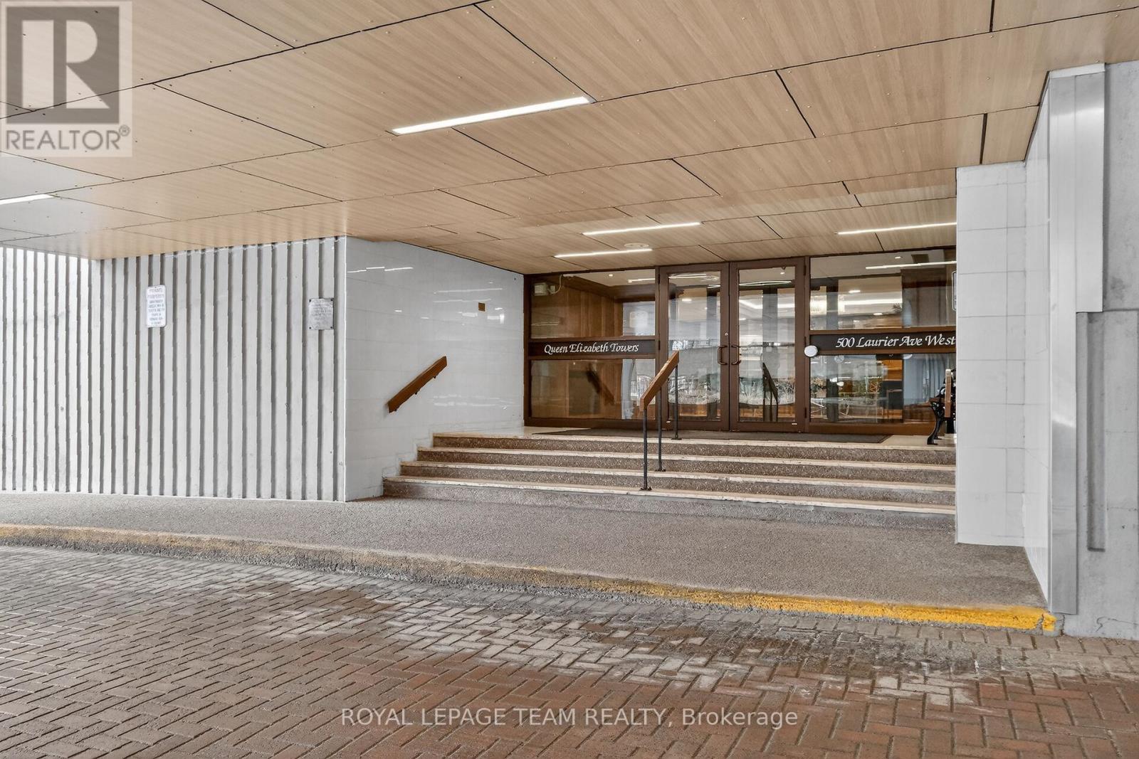 609 - 500 Laurier Avenue W, Ottawa, Ontario  K1R 5E1 - Photo 3 - X12898598