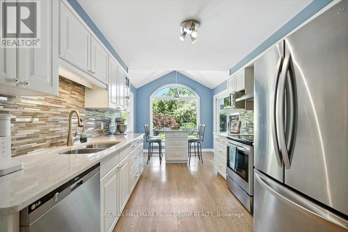 6109 Silverbirch Street, Ottawa, Ontario  K1W 1C5 - Photo 13 - X12898642