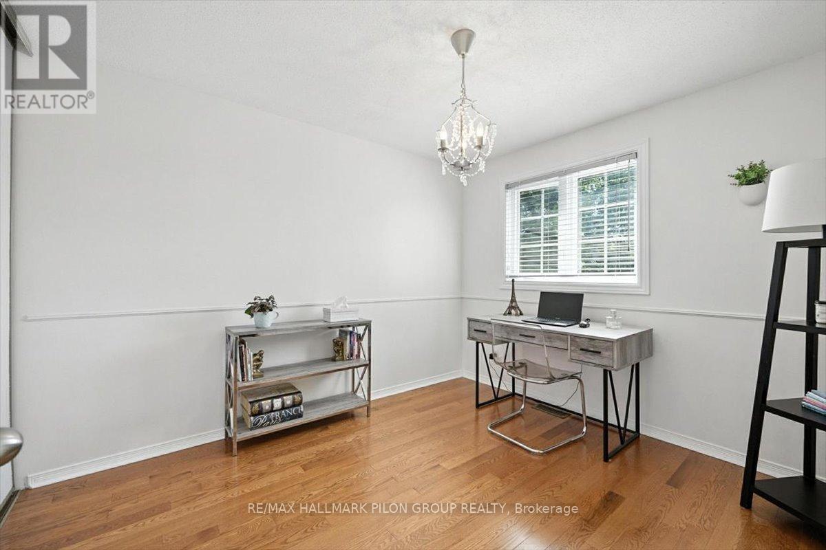 6109 Silverbirch Street, Ottawa, Ontario  K1W 1C5 - Photo 25 - X12898642