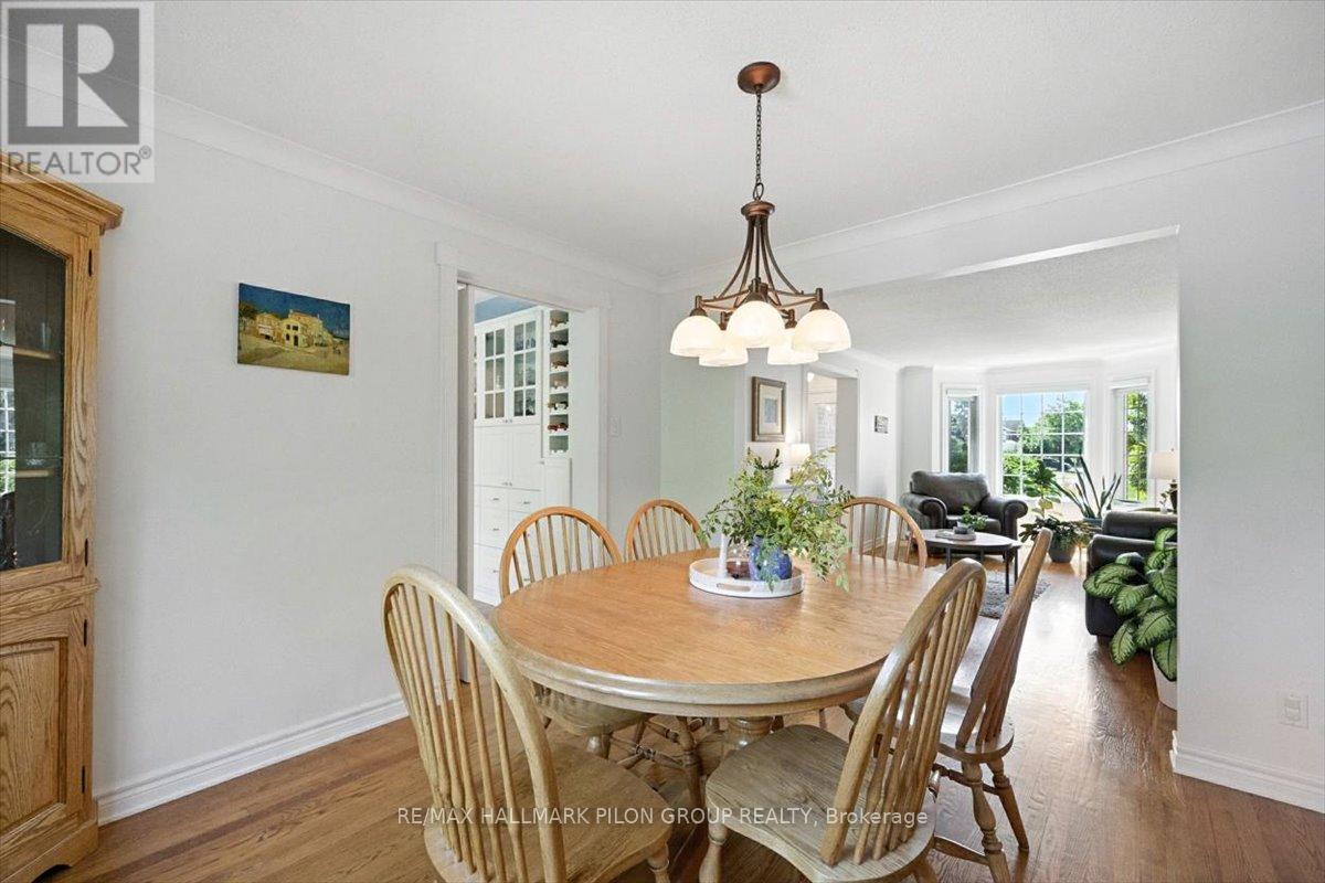 6109 Silverbirch Street, Ottawa, Ontario  K1W 1C5 - Photo 7 - X12898642