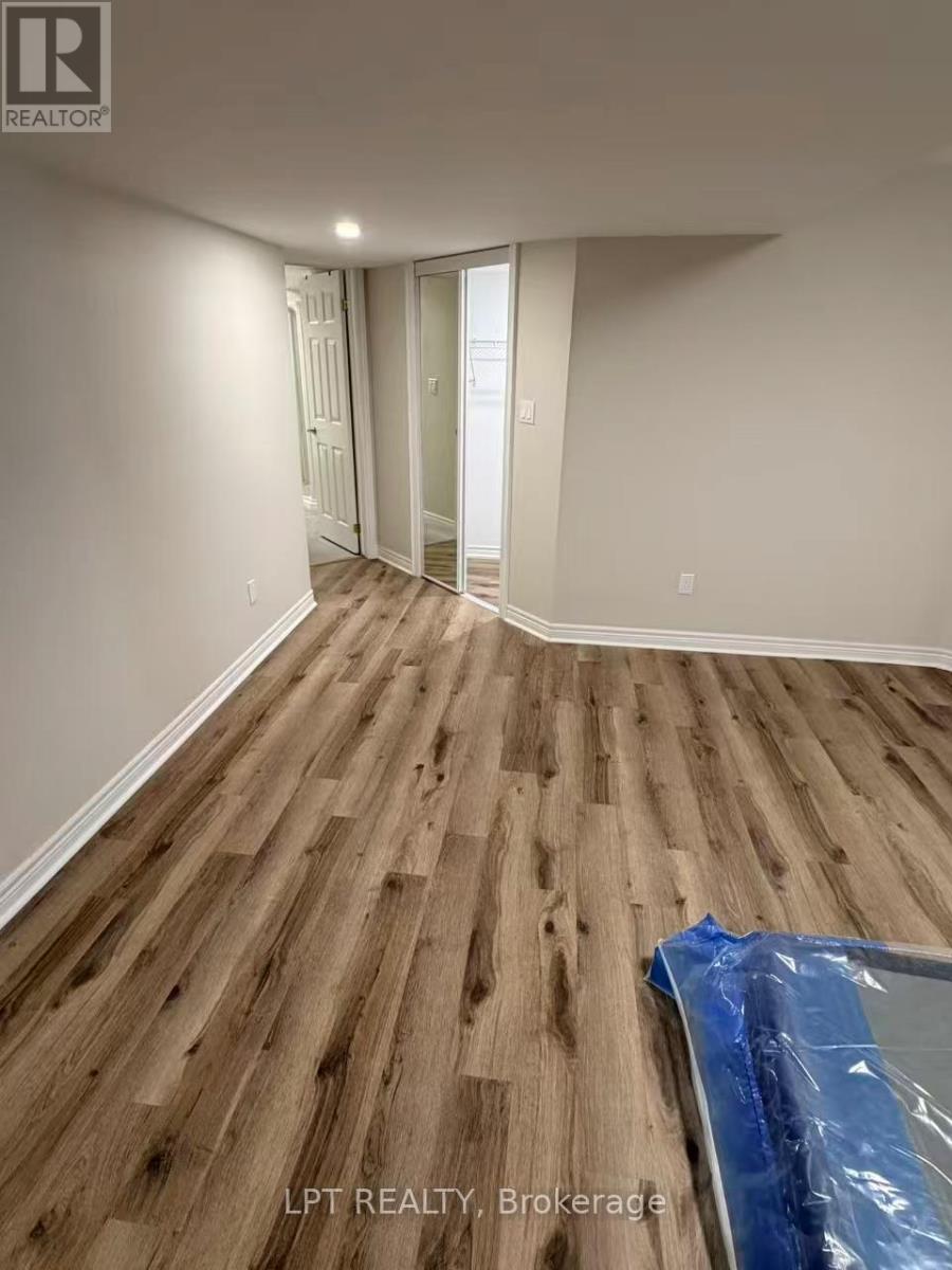 50 Royal Gala Crescent, Richmond Hill, Ontario  L4S 1Y5 - Photo 7 - N12898584