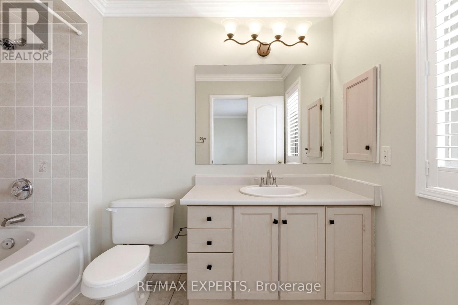 45 Forest Run Boulevard, Vaughan, Ontario  L4K 5J7 - Photo 18 - N12898672