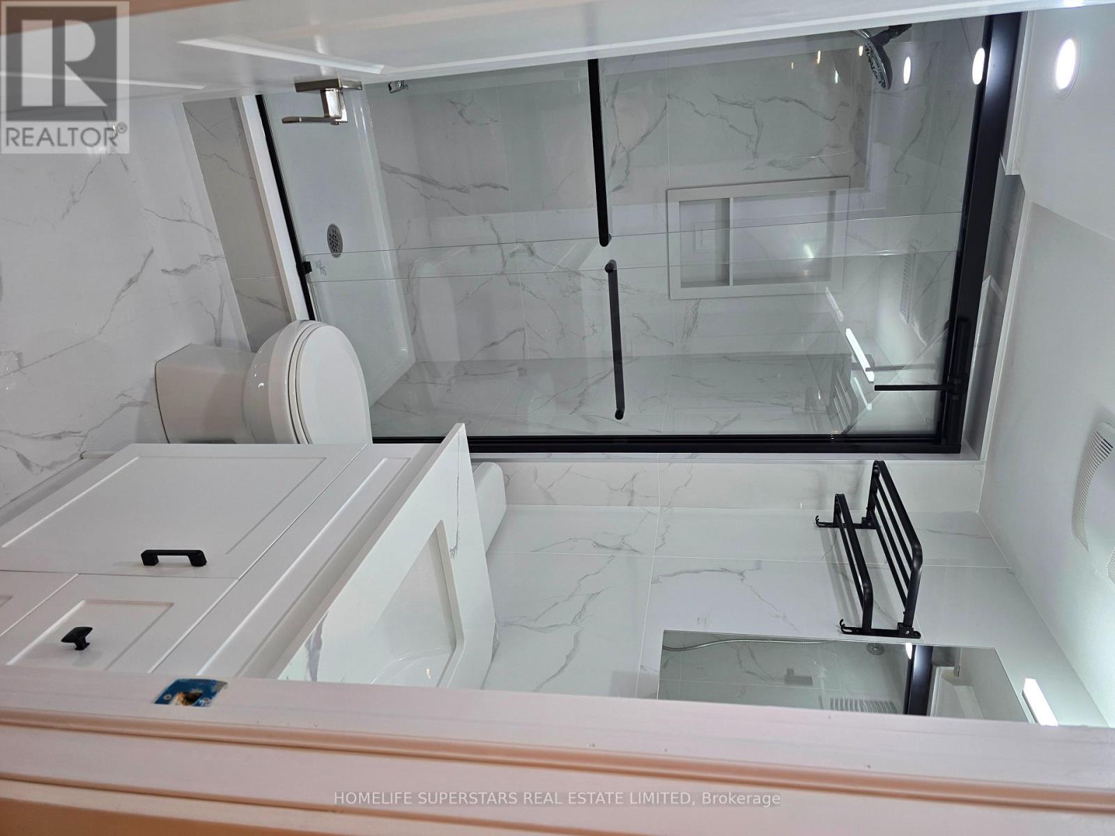 40 Akil Thomas Gardens, Toronto, Ontario  M1P 0G3 - Photo 35 - E12886866