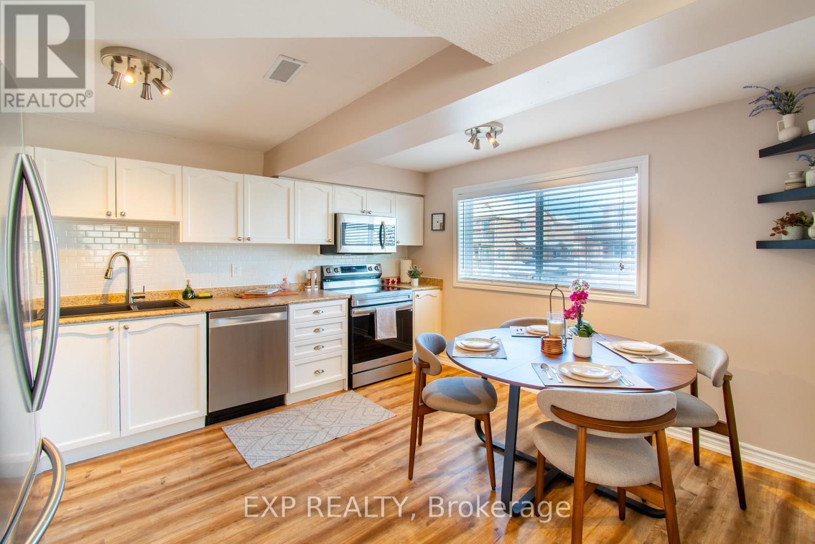 2 - 83 Goodwin Drive, Barrie (Painswick South), Ontario  L4N 6K4 - Photo 9 - S12872696