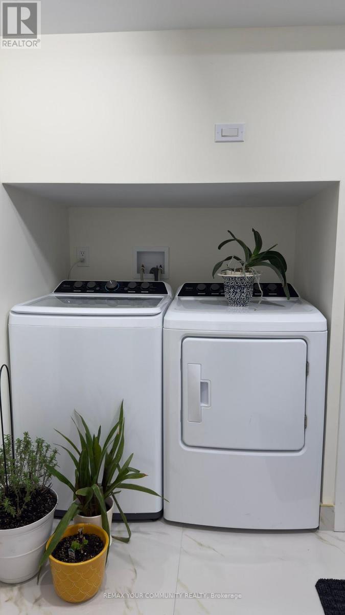 Basement - 15 Springhead Gardens, Richmond Hill (North Richvale), Ontario  L4C 5B8 - Photo 5 - N12894974