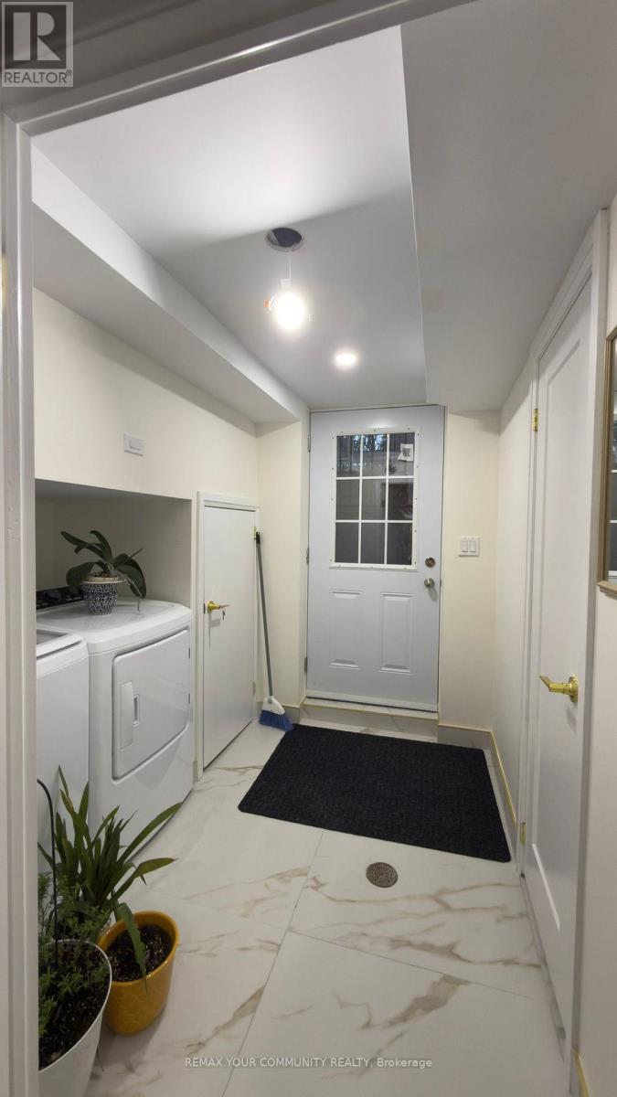 Basement - 15 Springhead Gardens, Richmond Hill (North Richvale), Ontario  L4C 5B8 - Photo 3 - N12894974