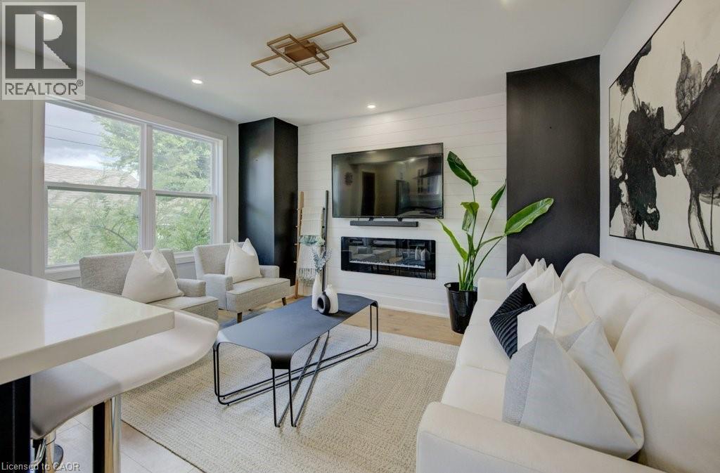 28 Barons Avenue S, Hamilton, Ontario  L8K 2X9 - Photo 12 - 40812447