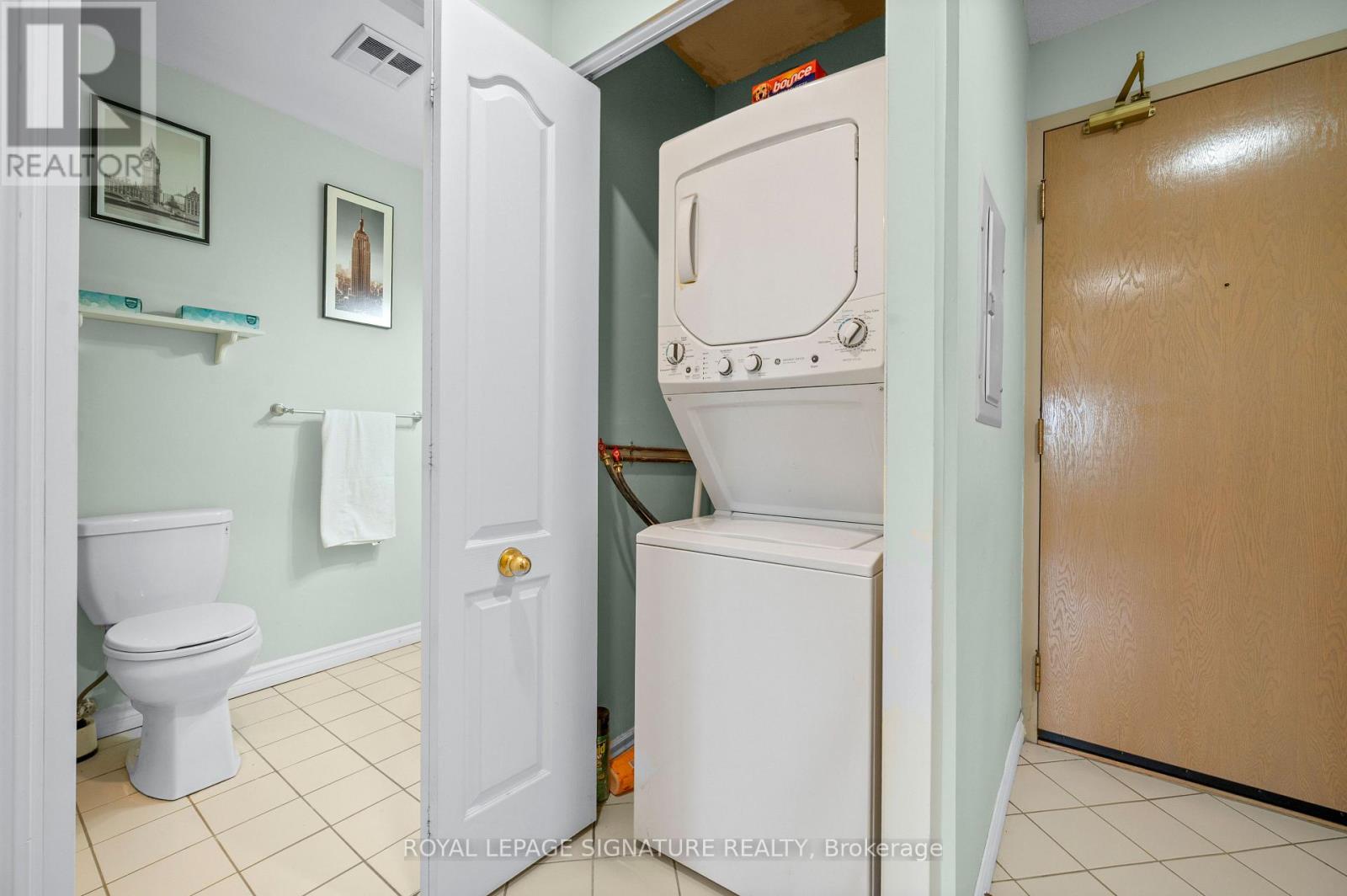 205 - 3 Dayspring Circle, Brampton (Goreway Drive Corridor), Ontario  L6P 1B7 - Photo 25 - W12898578