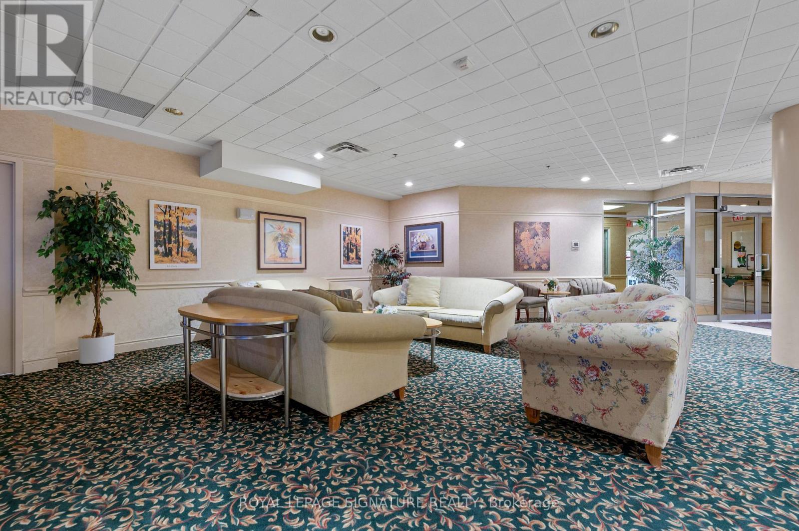 205 - 3 Dayspring Circle, Brampton (Goreway Drive Corridor), Ontario  L6P 1B7 - Photo 31 - W12898578