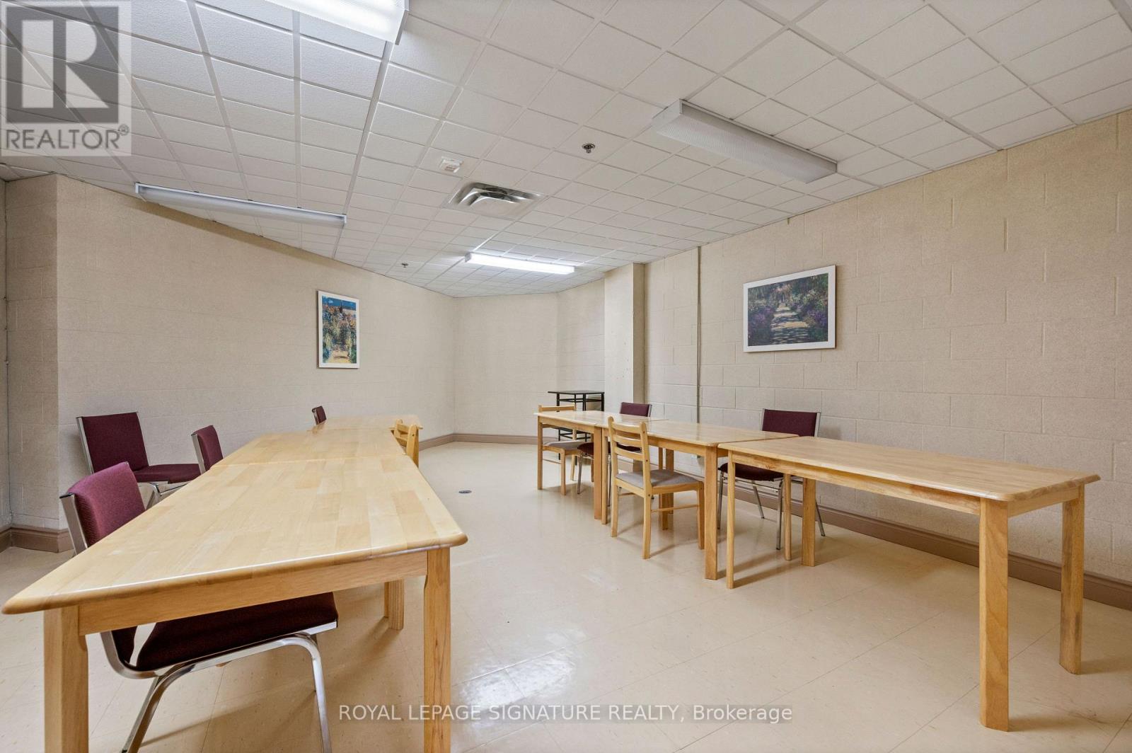 205 - 3 Dayspring Circle, Brampton (Goreway Drive Corridor), Ontario  L6P 1B7 - Photo 36 - W12898578