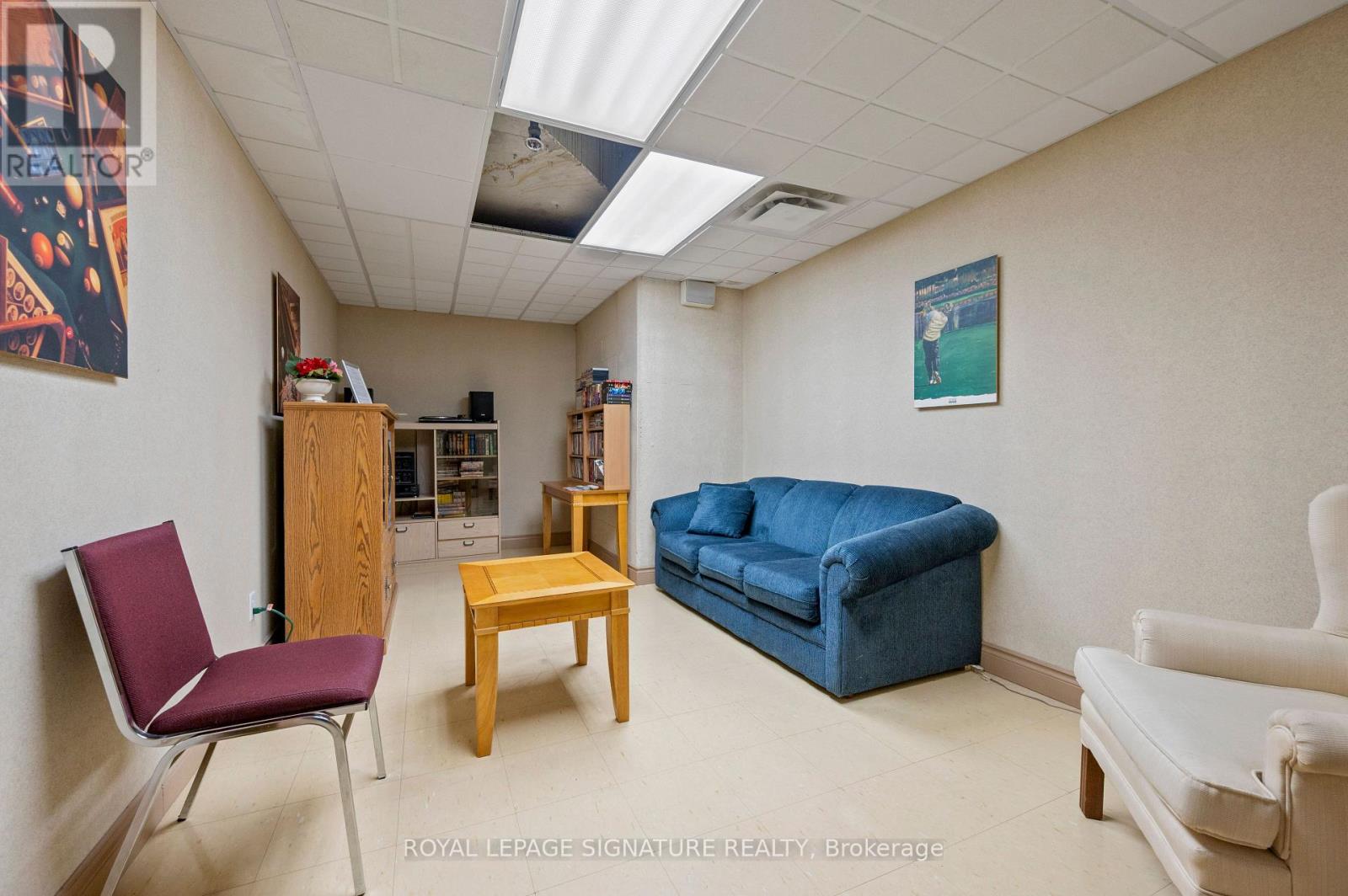 205 - 3 Dayspring Circle, Brampton (Goreway Drive Corridor), Ontario  L6P 1B7 - Photo 37 - W12898578