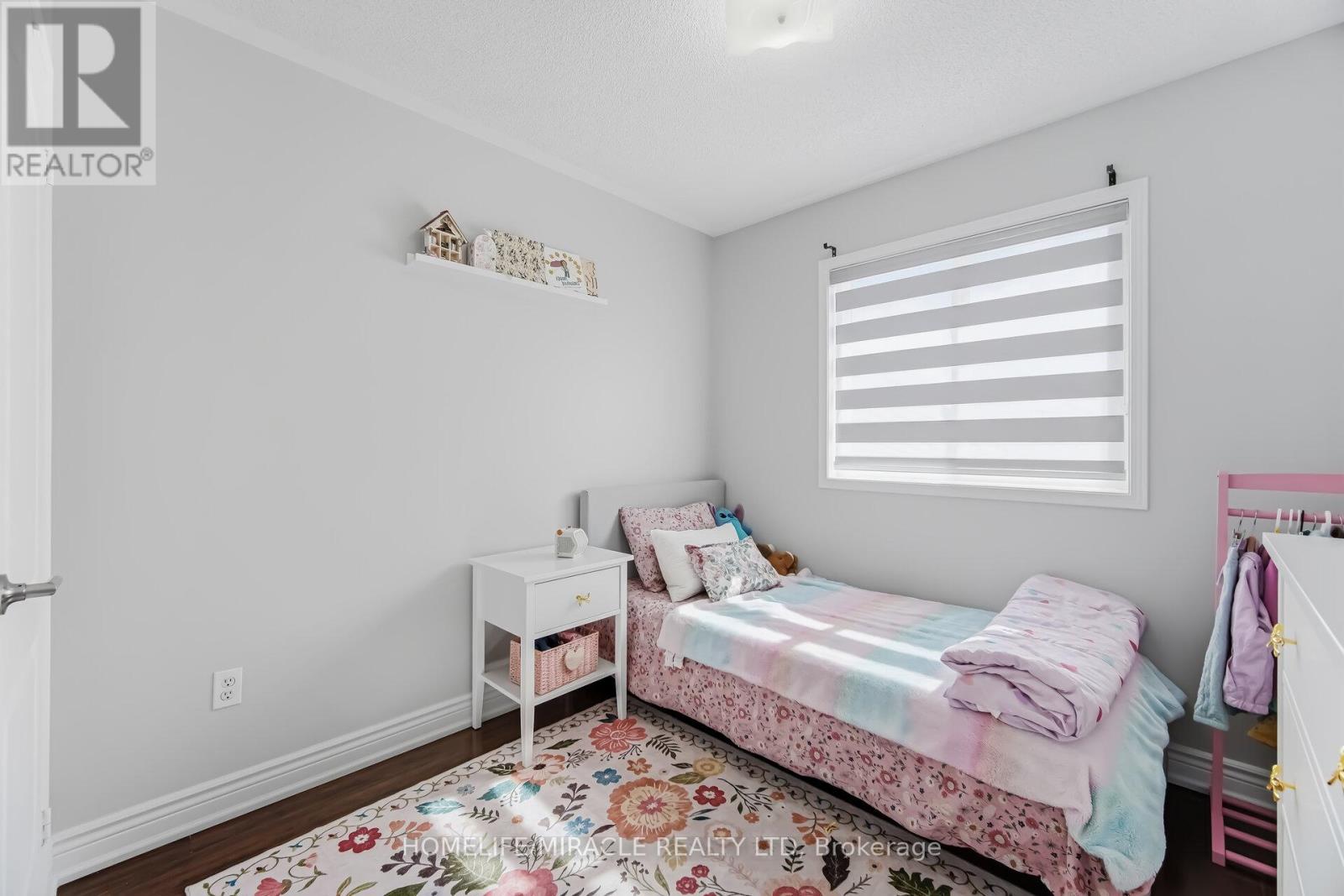 41 Tanglemere Crescent, Brampton (Fletcher's Meadow), Ontario  L7A 1R8 - Photo 24 - W12898624