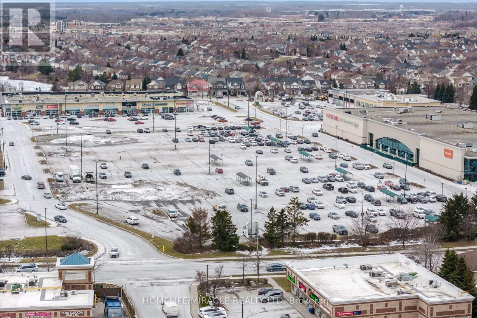 41 Tanglemere Crescent, Brampton (Fletcher's Meadow), Ontario  L7A 1R8 - Photo 43 - W12898624