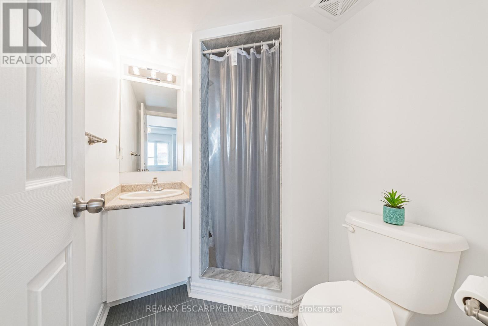 13-04 - 2420 Baronwood Drive, Oakville (Wm Westmount), Ontario  L6M 0X6 - Photo 22 - W12898646