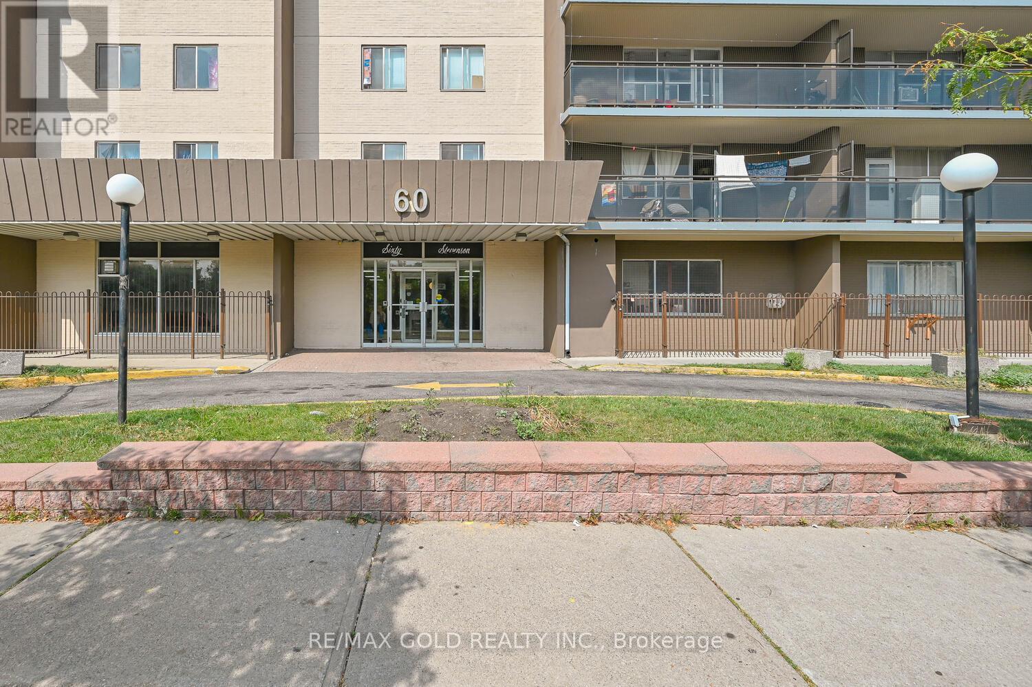 207 - 60 Stevenson Road N, Toronto (Mount Olive-Silverstone-Jamestown), Ontario  M9V 2B4 - Photo 12 - W12898682