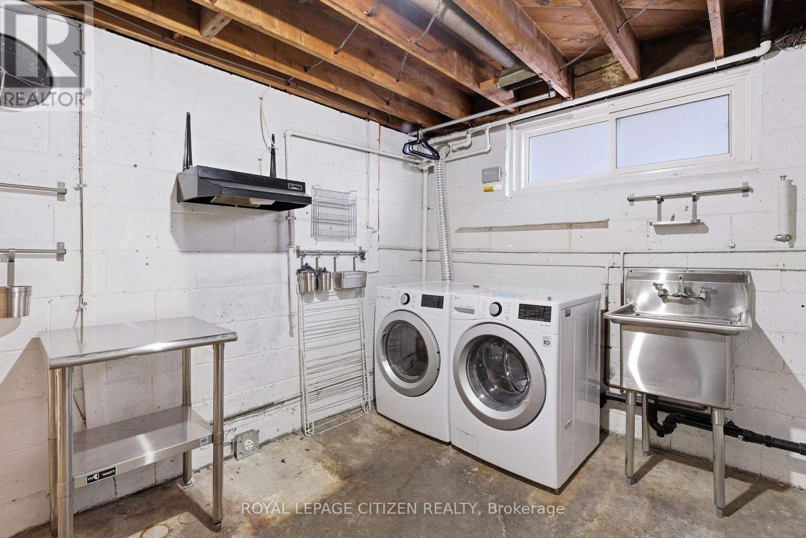 Lower - 44 Prescott Avenue, Toronto (Weston-Pellam Park), Ontario  M6N 3G5 - Photo 26 - W12898692