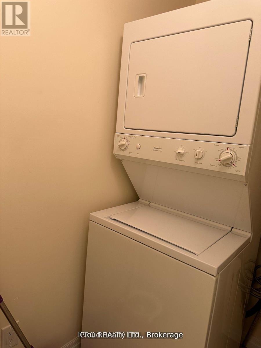 2710 - 225 Webb Drive, Mississauga (City Centre), Ontario  L5B 4P2 - Photo 16 - W12898706