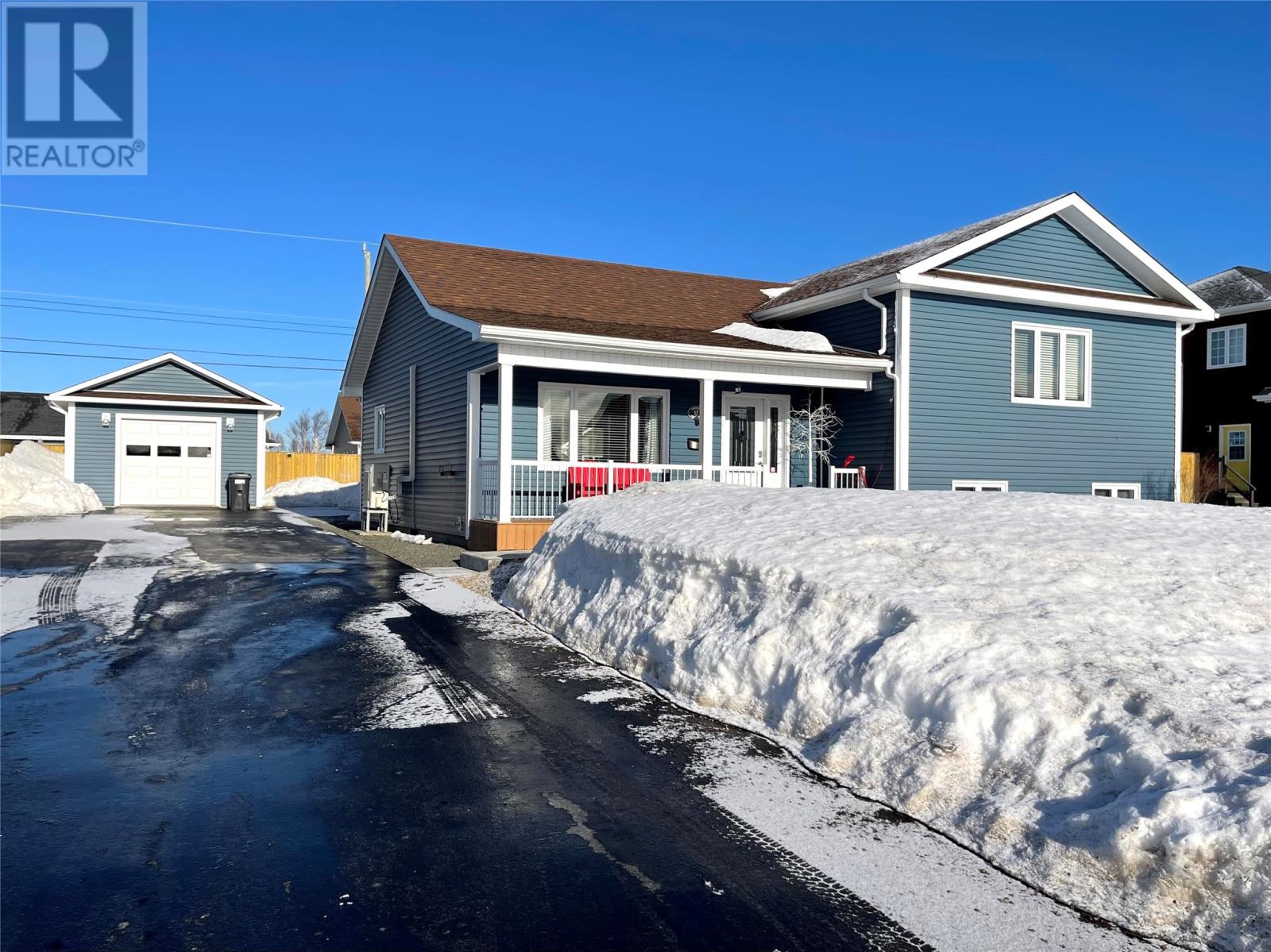 17 Sampson Crescent, Grand Falls-Windsor, Newfoundland & Labrador