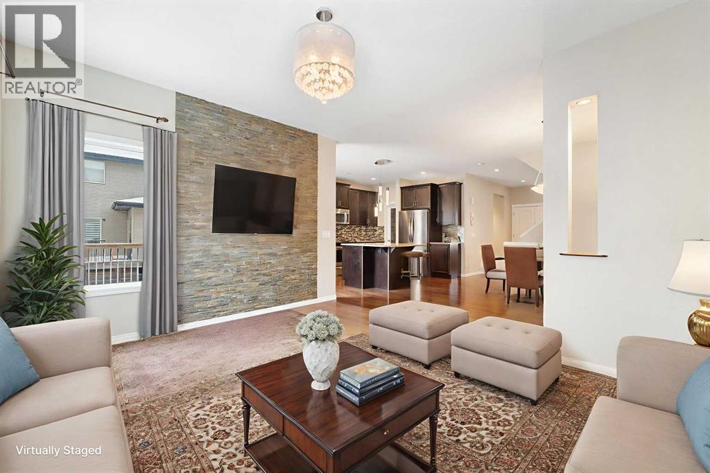 220 Walden Heights Se, Calgary, Alberta  T2X 0V7 - Photo 3 - A2293204