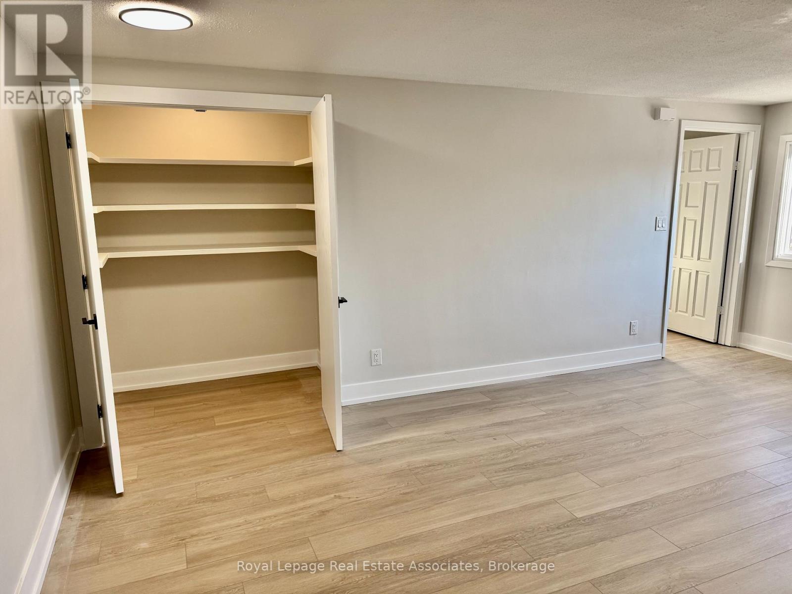 Unit 4 - 246 Marlborough Street, Brantford, Ontario  N3S 4T3 - Photo 8 - X12898628