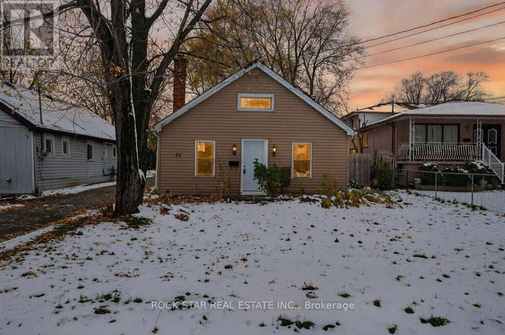 71 TEAL AVENUE, Hamilton, Ontario