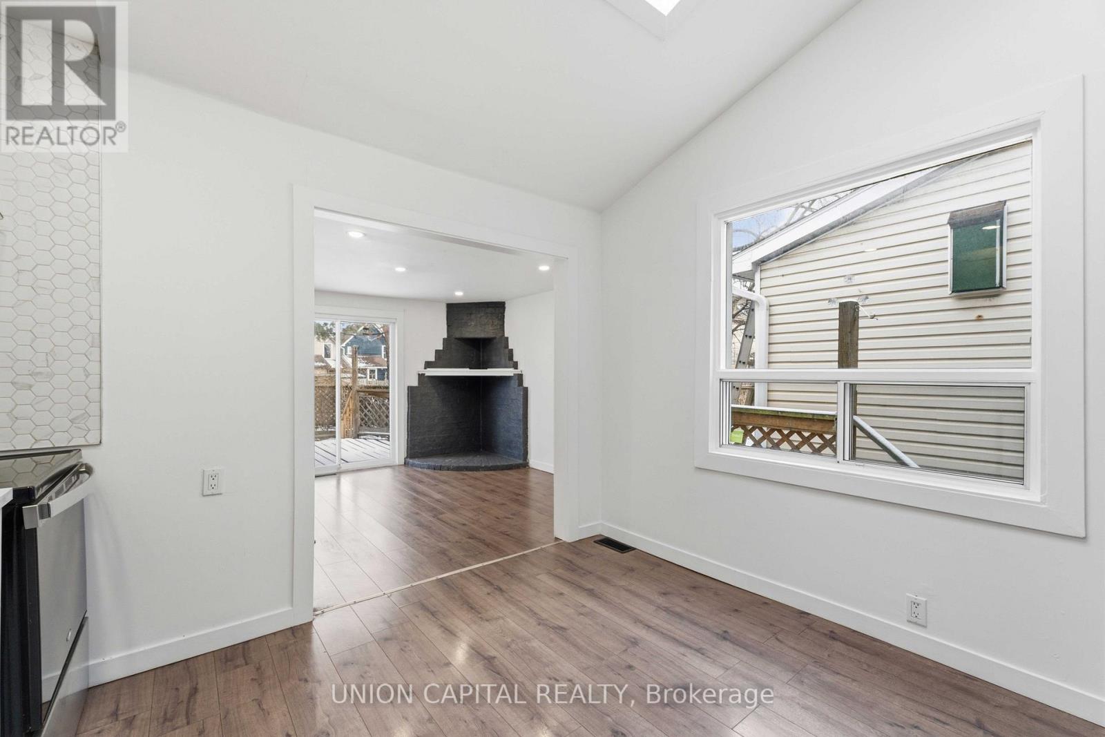 103 Case Street, Hamilton (Stipley), Ontario  L8L 3G8 - Photo 11 - X12898718