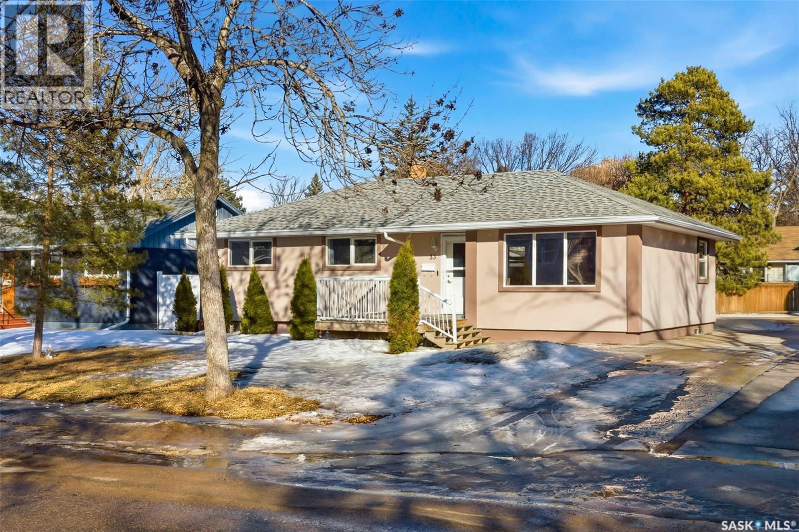 33 Scott STREET, Regina, Saskatchewan