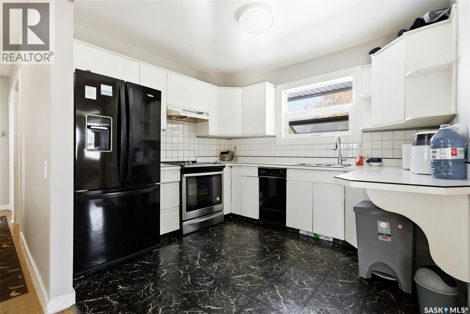 33 Scott Street, Regina, Saskatchewan  S4S 4A1 - Photo 10 - SK030756