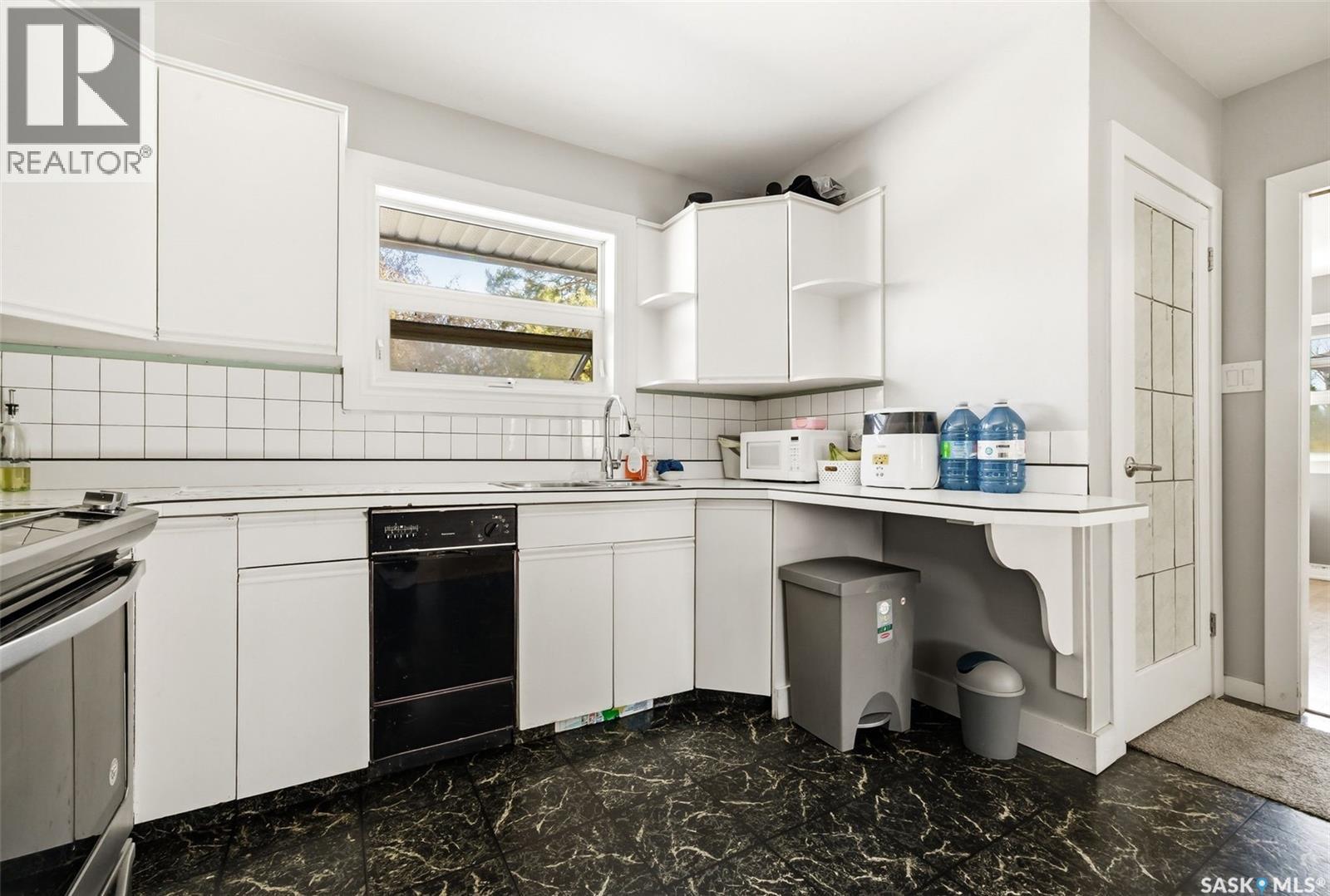 33 Scott Street, Regina, Saskatchewan  S4S 4A1 - Photo 11 - SK030756