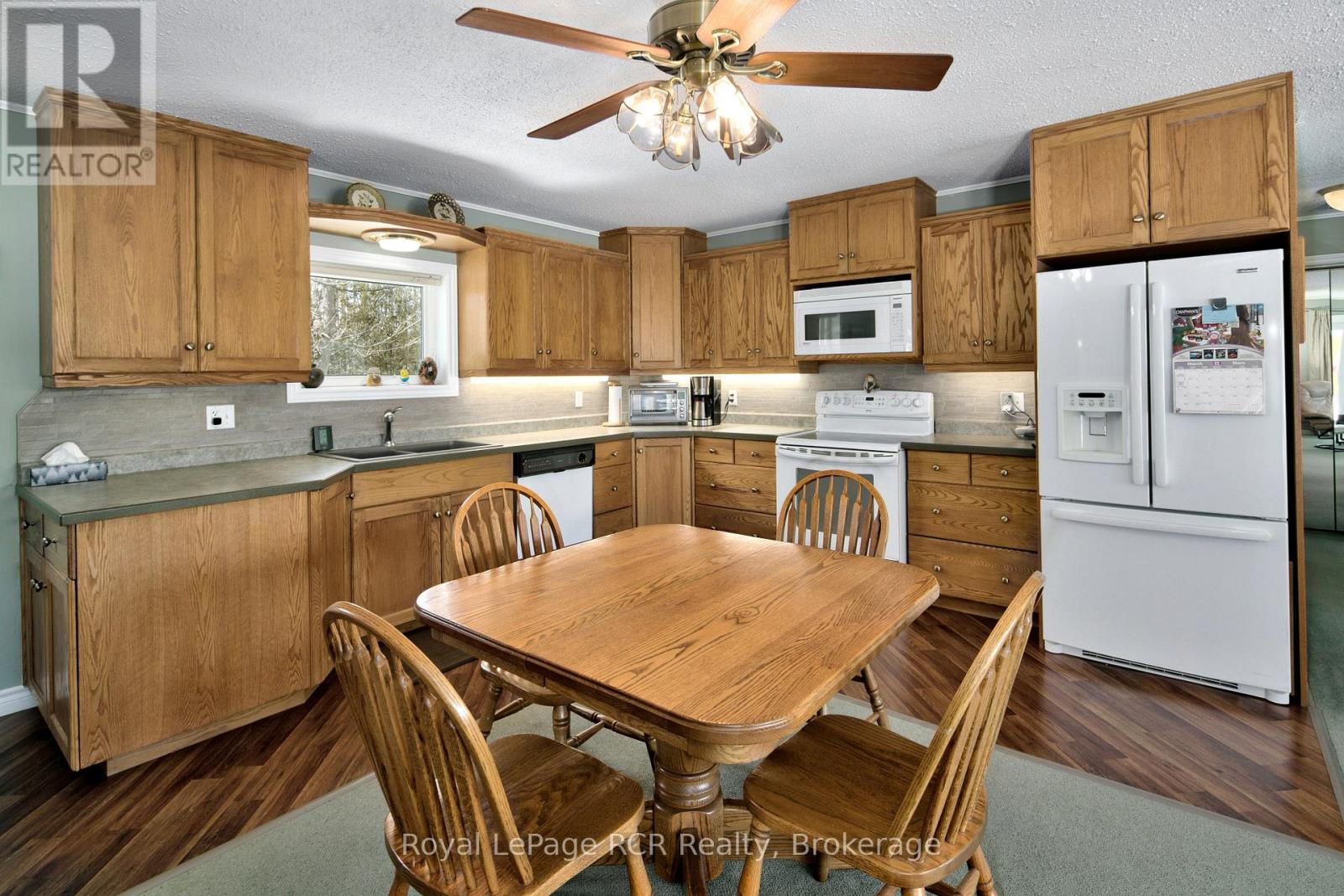 120 Mccullough Lake Drive, Chatsworth, Ontario  N0H 2V0 - Photo 21 - X12853812