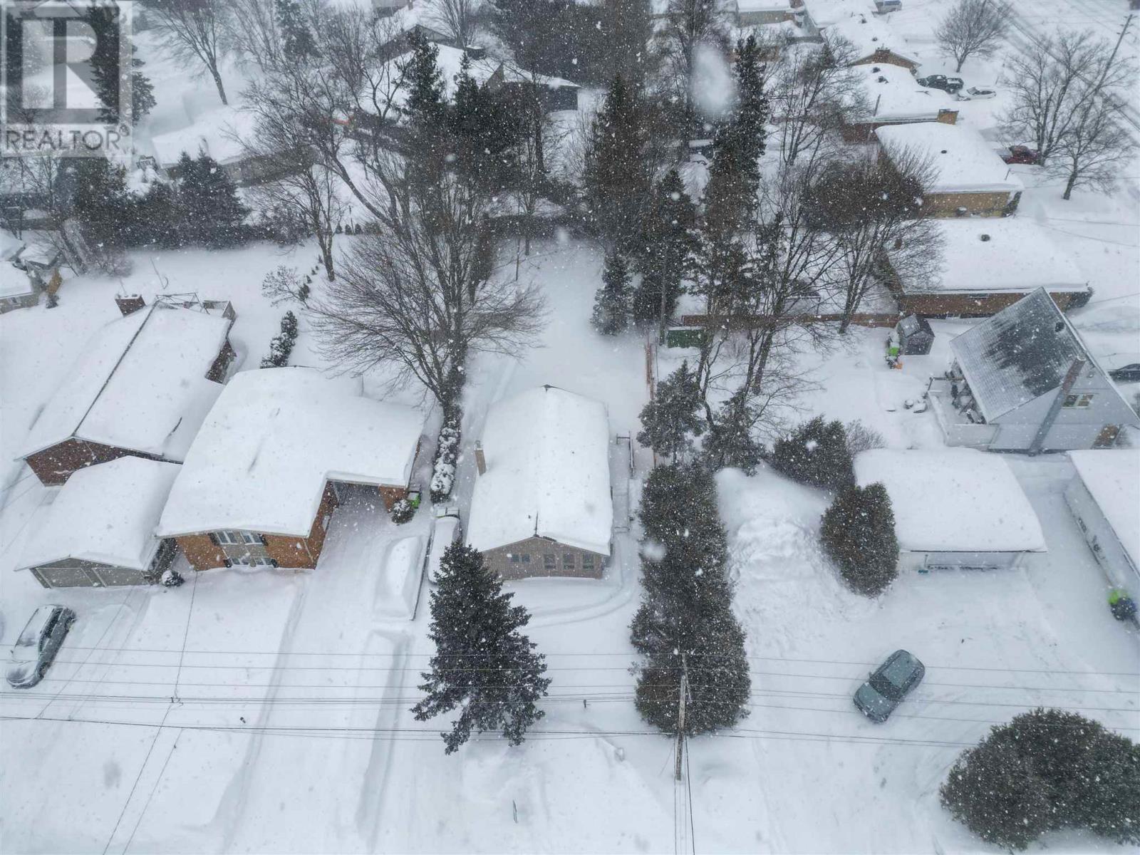 11 Hussey St, Sault Ste. Marie, Ontario  P6A 4N3 - Photo 10 - SM260483