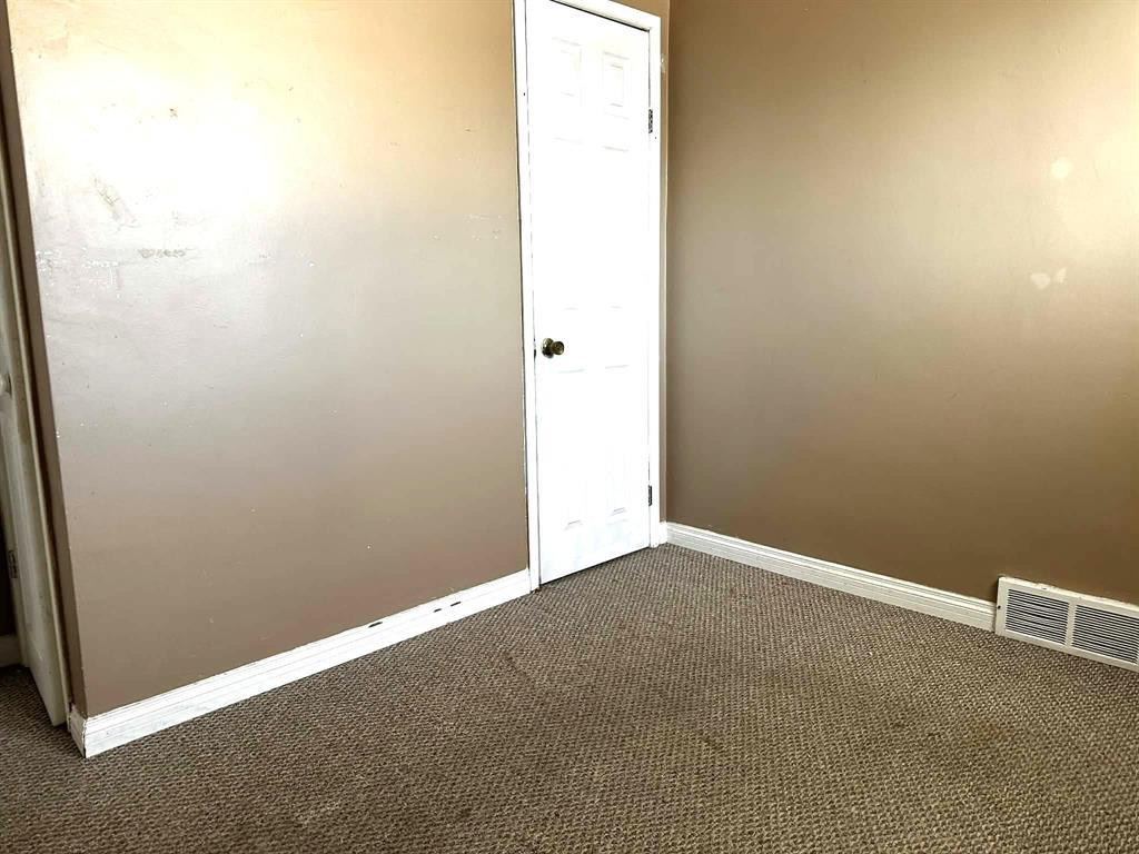 925 Telfer Street, Winnipeg, Manitoba  R2G 2Y7 - Photo 5 - 202604406