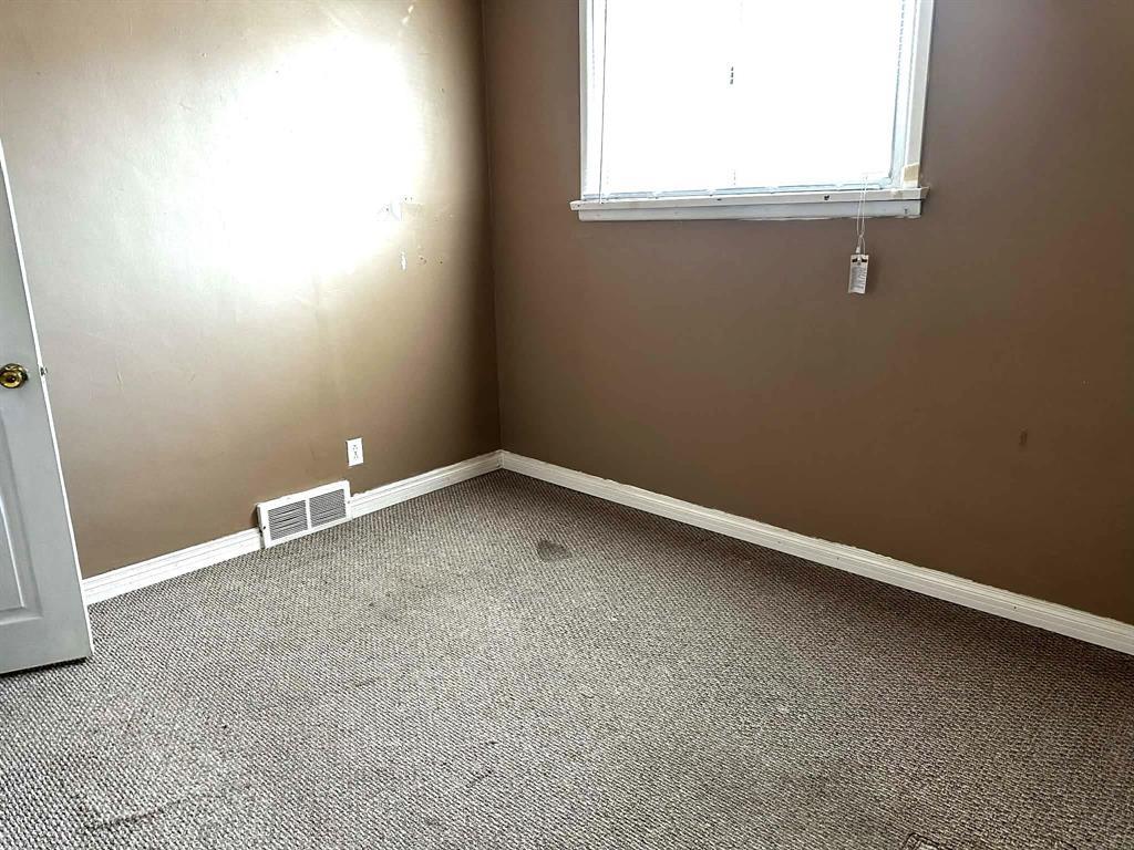 925 Telfer Street, Winnipeg, Manitoba  R2G 2Y7 - Photo 7 - 202604406