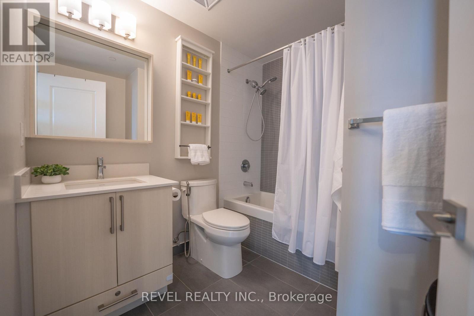 1705 - 4633 Glen Erin Drive, Mississauga, Ontario  L5M 0Y6 - Photo 25 - W12882068