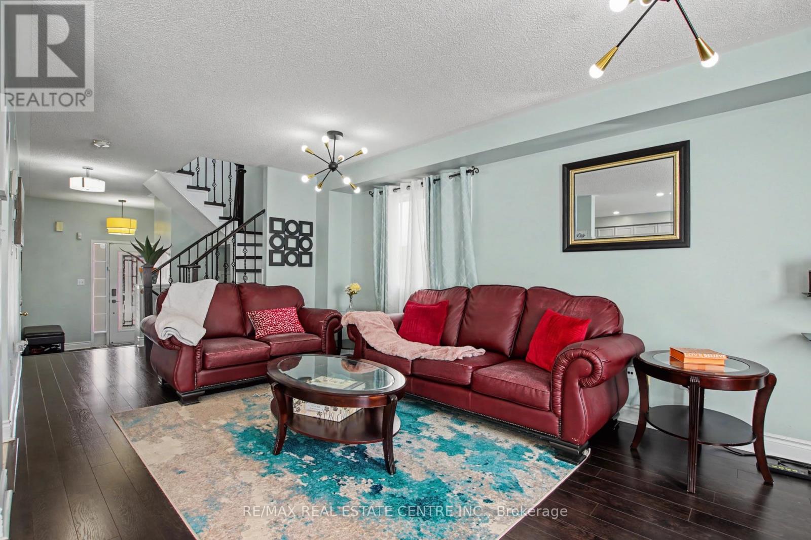 21 Vermont Road, Brampton (Fletcher's Meadow), Ontario  L7A 3G3 - Photo 6 - W12898696