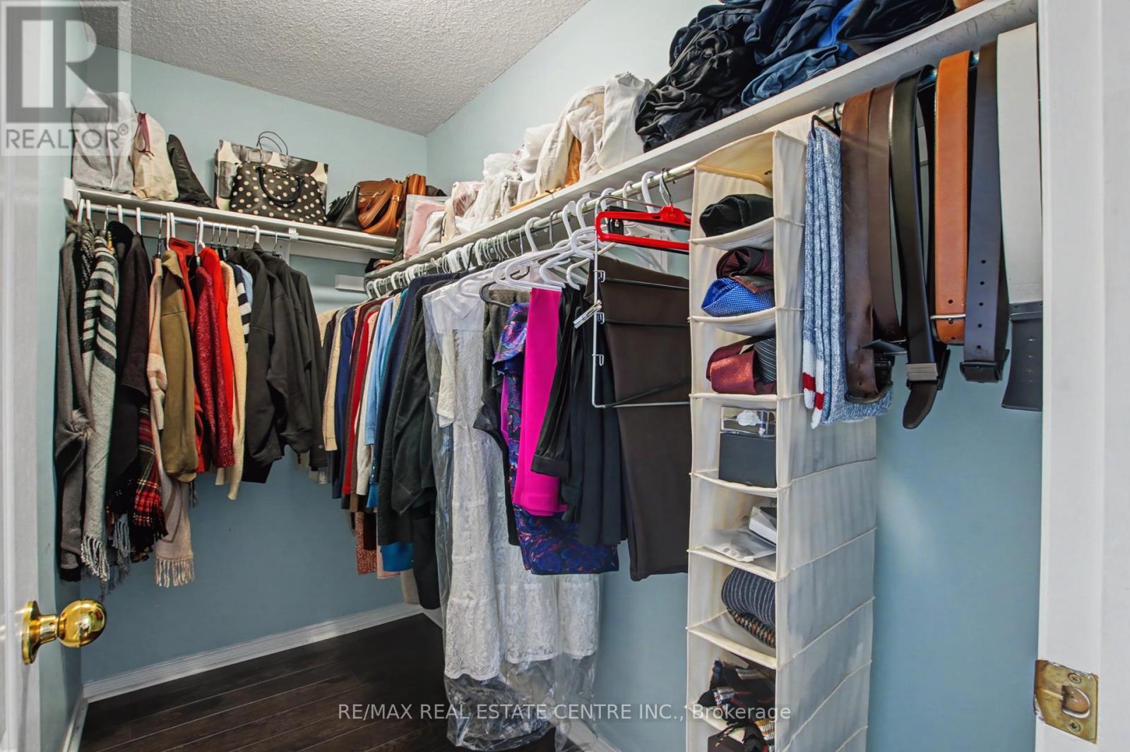 21 Vermont Road, Brampton (Fletcher's Meadow), Ontario  L7A 3G3 - Photo 19 - W12898696